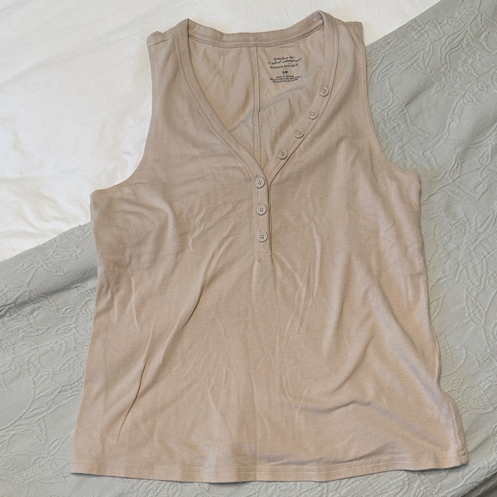 Banana Republic Beige Buttoned Tank Top